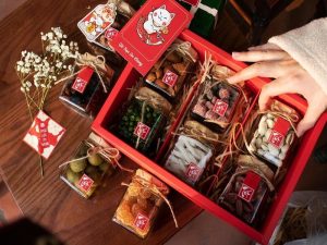 Top meaningful Tet gifts to send overseas 