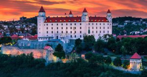 chuyển phát nhanh đi Slovakia chuyên nghiệp