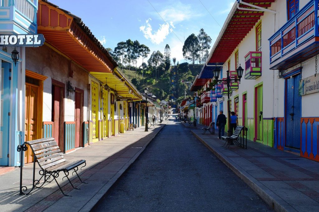 Chuyển phát nhanh đi Colombia