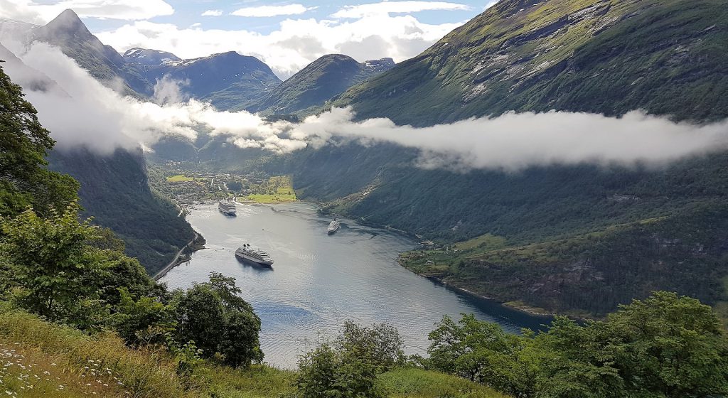 Chuyển phát nhanh đi Nauy chi phí tiết kiệm