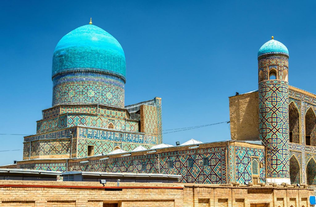 Vận chuyển hàng hóa đi Uzbekistan tiết kiệm, an toàn tuyệt đối