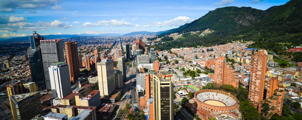 van-chuyen-gia-re-ha-noi-di-colombia