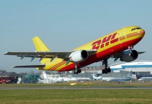phu-phi-xang-dau-dhl