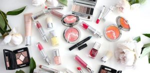 Mua hàng hộ từ Indonesia về Việt Nam nhanh rẻ nhất hiện nay