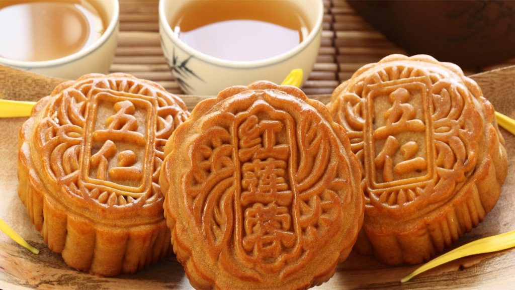 gui-banh-trung-thu-chay-di-chau-au