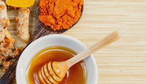 Vận chuyển tinh bột nghệ mật ong đi Hàn Quốc giá rẻ