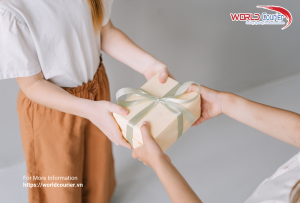 Gửi quà 8/3 từ Việt Nam đi Hong Kong – Kết nối yêu thương cho người thân xa nhà