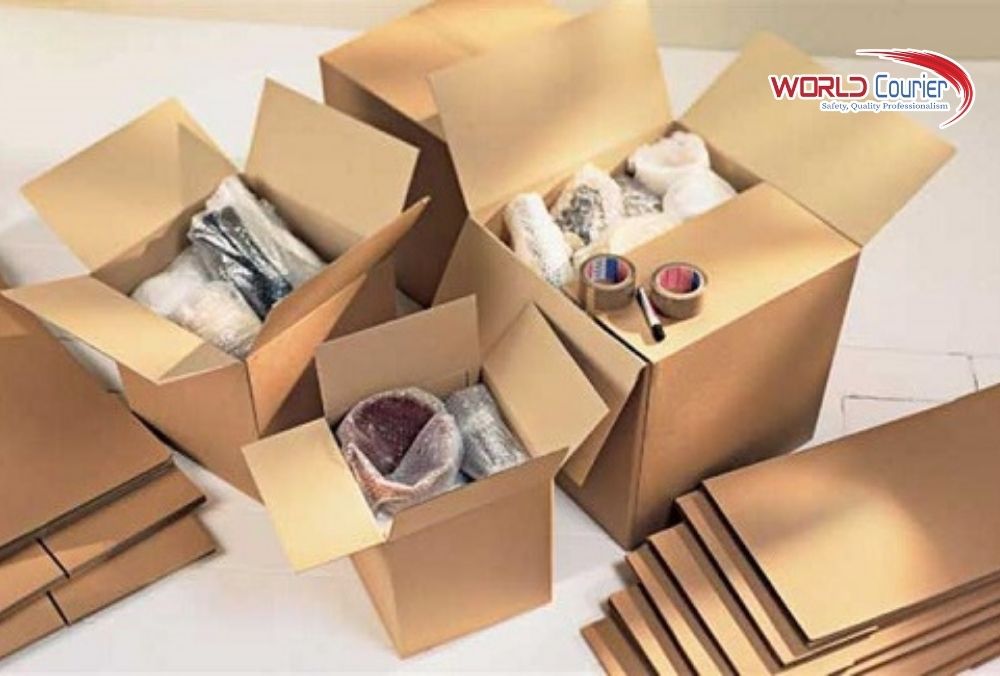 Cách đóng gói hàng gửi đi Hong Kong tránh hư hỏng